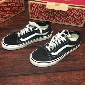 Black vans